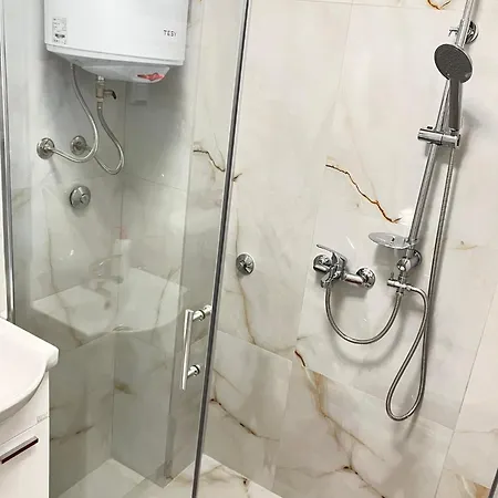 Studio Apartman Natalija-sofija * Sisava