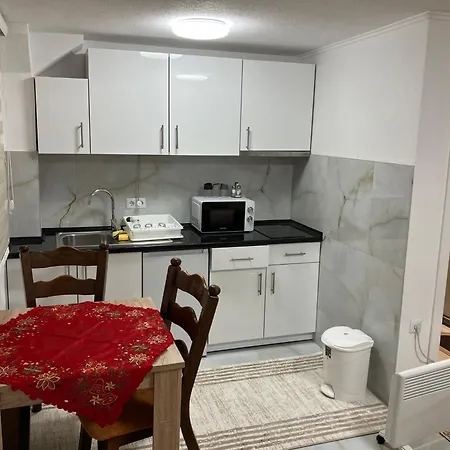 Studio Apartman Natalija-sofija Apartmán